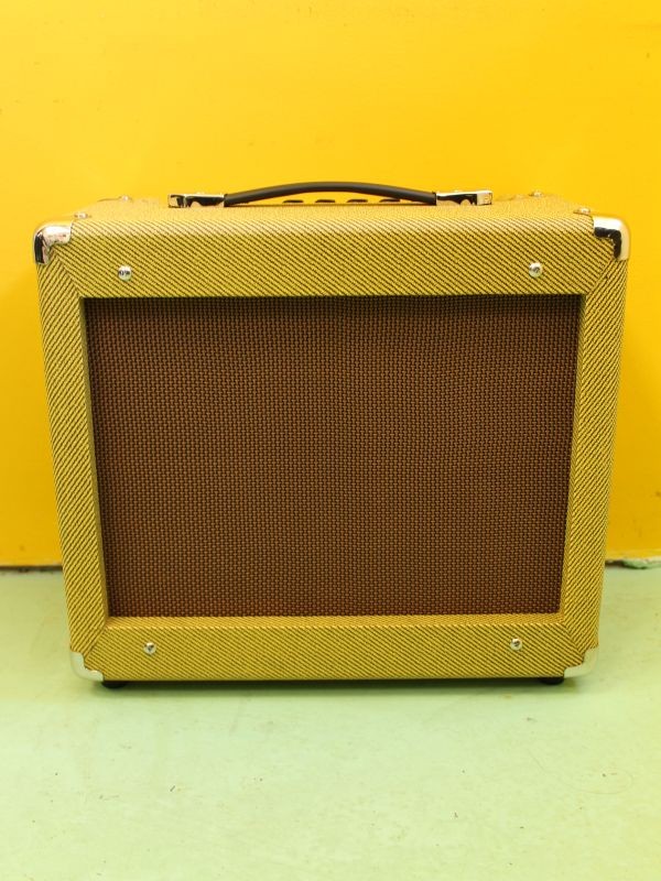 Career CA25VR Guitar Combo Tweed